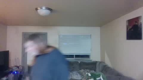 Snapshot of boyandfriend chatting on 11/19/25, 02:11 clay online show from 11/19/25, 02:11