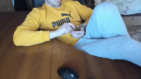 Snapshot of boyapollon chatting on 12/17/25, 10:54 BoyApollon online show from 12/17/25, 10:54