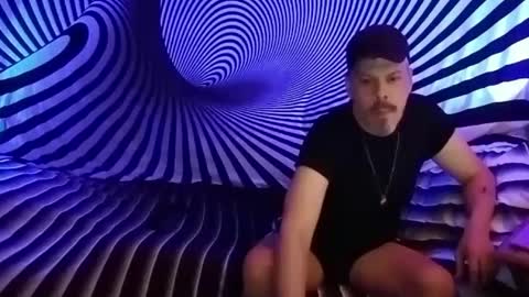 Snapshot of boyblond36 chatting on 02/12/25, 03:18 Slutty Stud online show from 02/12/25, 03:18