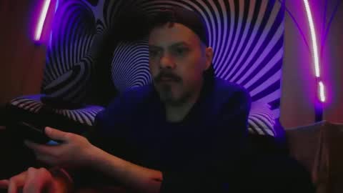 Snapshot of boyblond36 chatting on 02/13/25, 05:26 Slutty Stud online show from 02/13/25, 05:26