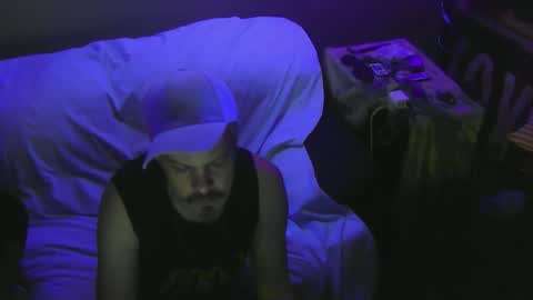 Snapshot of boyblond36 chatting on 02/23/25, 09:11 Slutty Stud online show from 02/23/25, 09:11