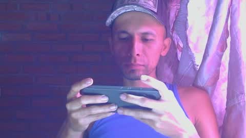 Boy online show from 05/02/26, 02:22