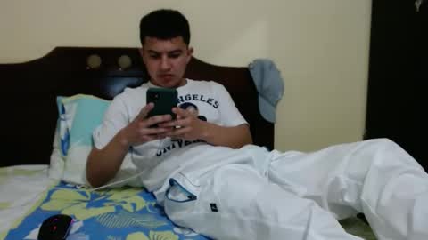 Snapshot of boyfit2023 chatting on 12/06/24, 01:51 boyfit2023 online show from 12/06/24, 01:51