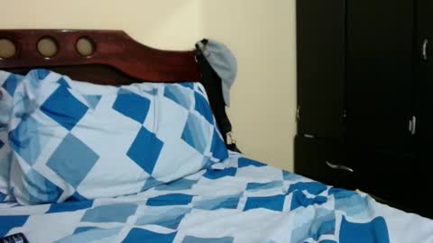 Snapshot of boyfit2023 chatting on 12/24/24, 01:49 boyfit2023 online show from 12/24/24, 01:49