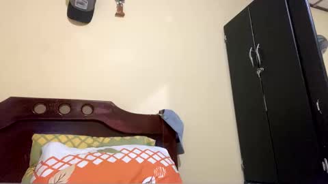 Snapshot of boyfit2023 chatting on 01/21/25, 01:18 boyfit2023 online show from 01/21/25, 01:18