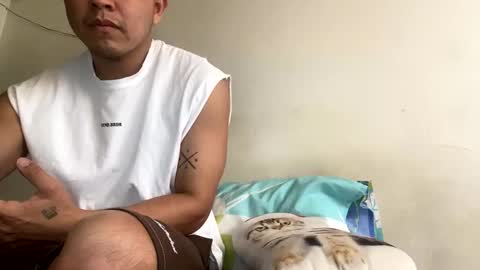 Snapshot of boyfit2023 chatting on 02/16/25, 08:55 boyfit2023 online show from 02/16/25, 08:55