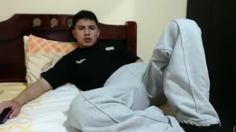 boyfit2023 online show from 04/06/26, 04:21