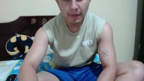 Snapshot of boyfit2023 chatting on 05/06/26, 02:40 boyfit2023 online show from 05/06/26, 02:40