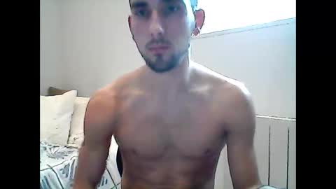 Snapshot of boyfriend04 chatting on 02/16/25, 03:16 BOYFRIEND04 online show from 02/16/25, 03:16