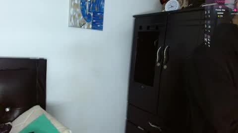 boyg_hots online show from 04/17/26, 08:12