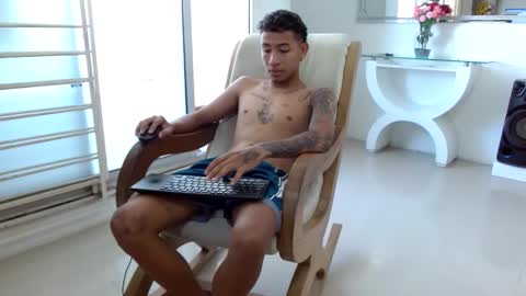 boyhot_sw online show from 10/25/25, 08:25