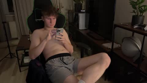 Eddie online show from 01/15/25, 05:15