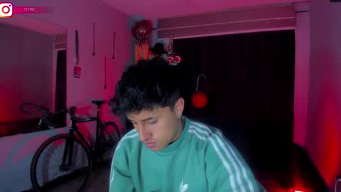 miguel  online show from 02/07/25, 02:29