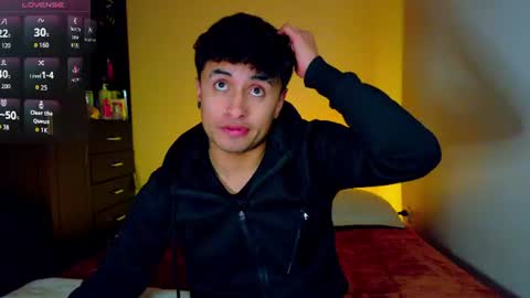 Snapshot of boylatin_777 chatting on 07/12/26, 06:15 miguel online show from 07/12/26, 06:15