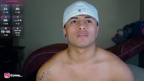 Snapshot of boylatin_777 chatting on 07/30/26, 01:10 miguel online show from 07/30/26, 01:10