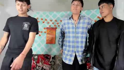 boys4hot_777 online show from 02/08/25, 07:05