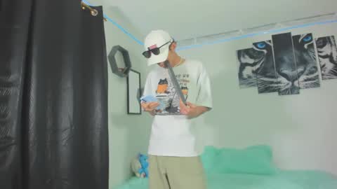 boys4hot_777 online show from 03/01/25, 01:43