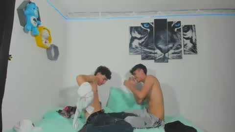 boys4hot_777 online show from 03/06/25, 06:59