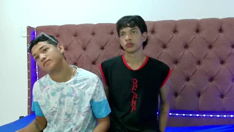 Snapshot of boys_hotparty chatting on 01/30/25, 01:53 ALEX - TAYLER -MIKE online show from 01/30/25, 01:53