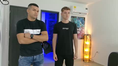 Angelo Mark Fernando Taylor online show from 11/08/25, 11:32