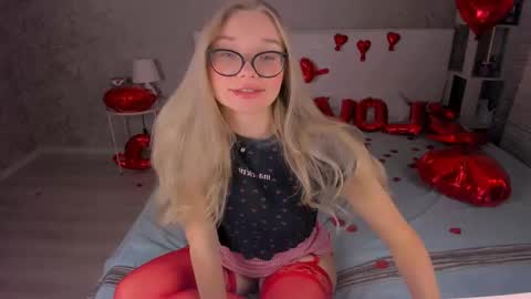BoysLoveBlondee online show from 02/13/25, 12:21