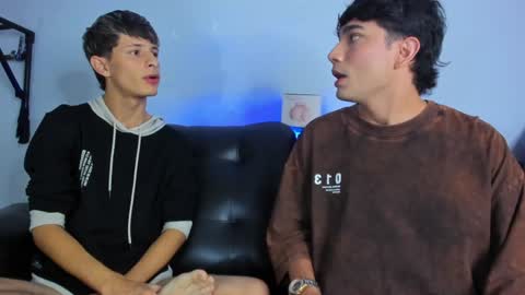 Snapshot of boysweet_boys chatting on 02/04/25, 10:02 Paul and Max online show from 02/04/25, 10:02