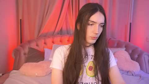 Nova online show from 10/01/25, 01:44