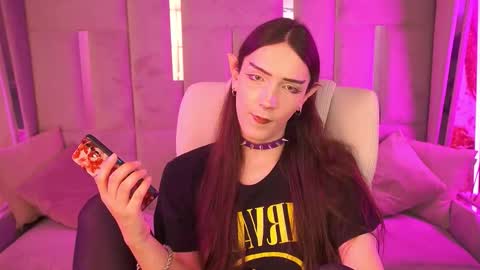 Nova online show from 11/12/25, 11:03