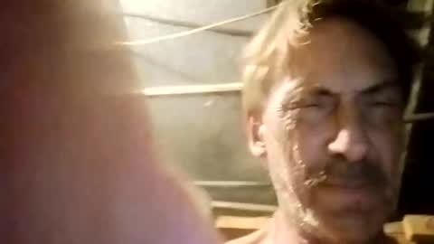 Snapshot of boytowhip chatting on 10/19/25, 04:02 boytowhip online show from 10/19/25, 04:02