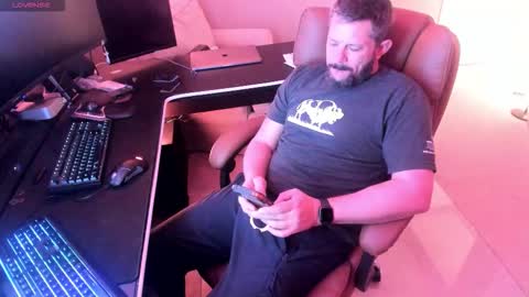 Snapshot of boytoyfrindles chatting on 03/02/26, 11:28 boytoyfrindles online show from 03/02/26, 11:28