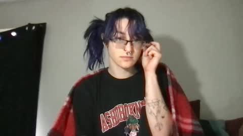 boywithbug online show from 02/09/26, 02:54