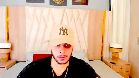 Mateo online show from 11/04/25, 02:54