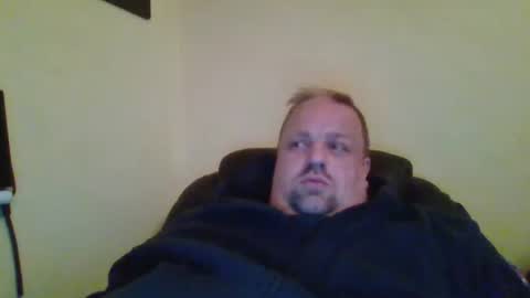 Snapshot of boyz2whyz chatting on 09/11/25, 06:52 boyz2whyz online show from 09/11/25, 06:52