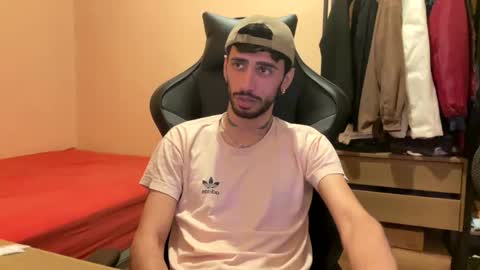 Snapshot of boyzinm2 chatting on 01/10/26, 05:42 boyzinm2 online show from 01/10/26, 05:42