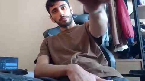 boyzinm2 online show from 04/27/26, 01:42