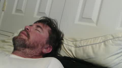 Snapshot of bpw76 chatting on 02/21/25, 01:44 bpw76 online show from 02/21/25, 01:44