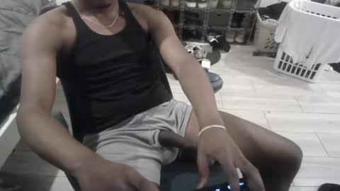 bquen400 online show from 10/07/25, 06:27