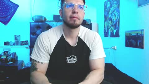 brad hot boy online show from 12/05/25, 03:20