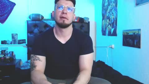 brad hot boy online show from 12/20/25, 03:30