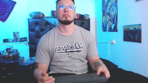 brad hot boy online show from 03/25/26, 05:41