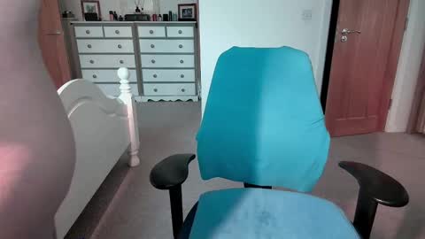 bradley77777 online show from 01/17/25, 03:32