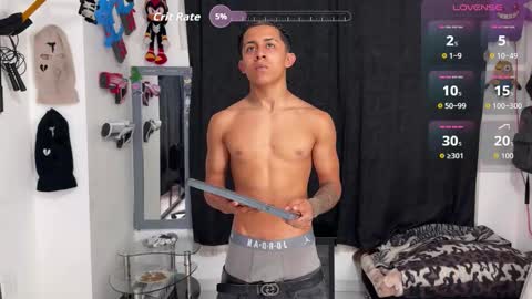 Snapshot of bradley_strong_ chatting on 12/16/25, 09:20 Bradley Strong online show from 12/16/25, 09:20