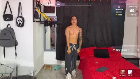 Snapshot of bradley_strong_ chatting on 01/08/26, 09:39 Bradley Strong online show from 01/08/26, 09:39