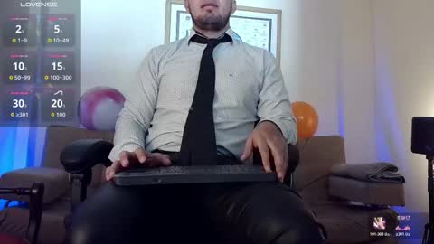 Bradley Colton Independ Model online show from 12/01/25, 02:11