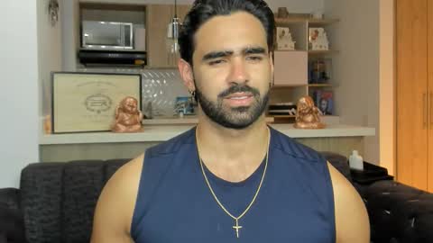 bradleymartin7 online show from 11/18/25, 11:26