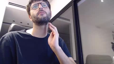 Snapshot of brads91 chatting on 12/04/24, 06:17 brads online show from 12/04/24, 06:17