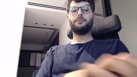 Snapshot of brads91 chatting on 12/12/24, 08:32 brads online show from 12/12/24, 08:32