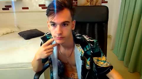 BradyFlint online show from 10/23/25, 06:02