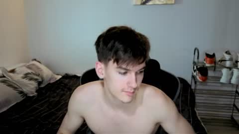 Snapshot of bradyflint chatting on 06/18/26, 03:40 BradyFlint online show from 06/18/26, 03:40
