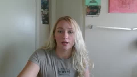 Snapshot of braindeadbetty chatting on 05/21/26, 12:50 i am a naughty jedi knight online show from 05/21/26, 12:50